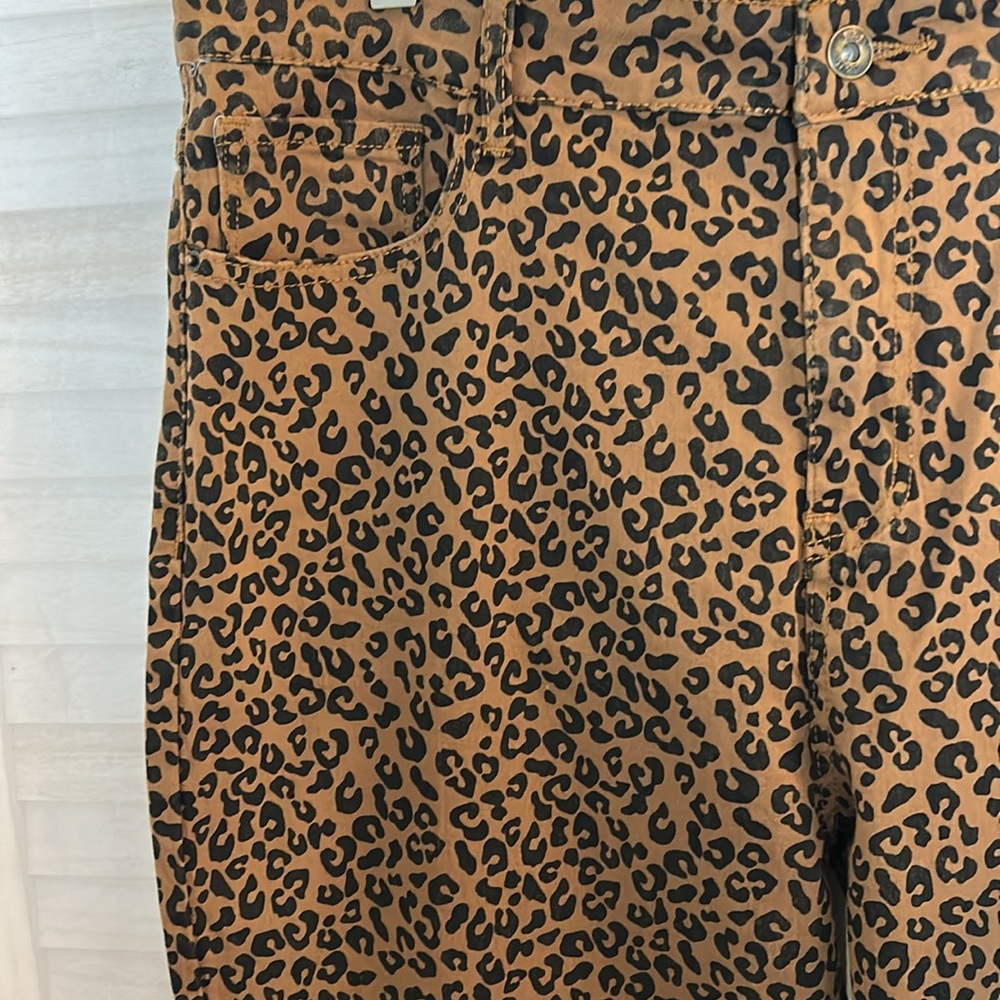 NWT Lucky & Blessed Leopard Print Boyfriend Pants. Size 18 - Picture 4 of 11